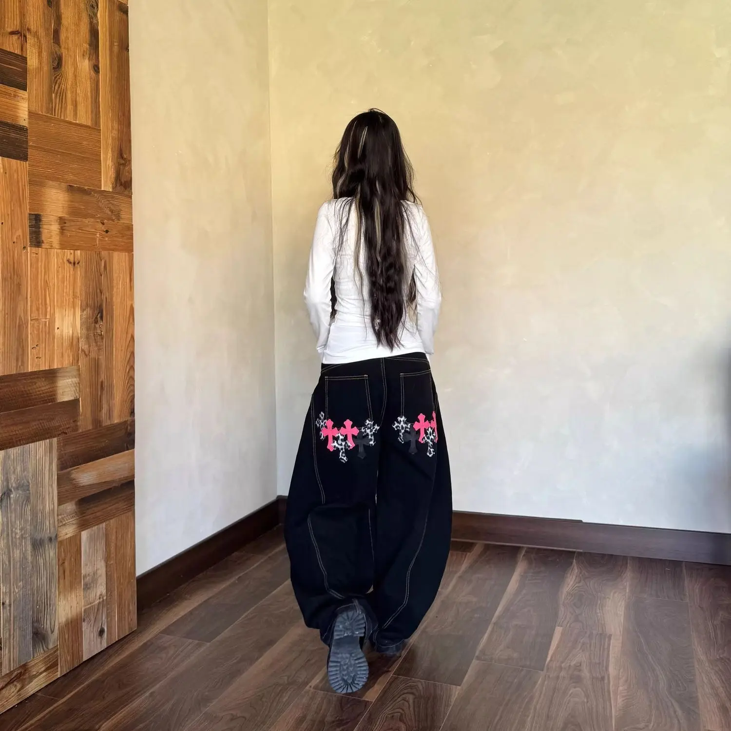 Women's Retro Wide Leg Karate Jeans Cross Embroidery Multi Pocket Pants Gothic Y2K Streetwear Loose Fit Denim Trousers