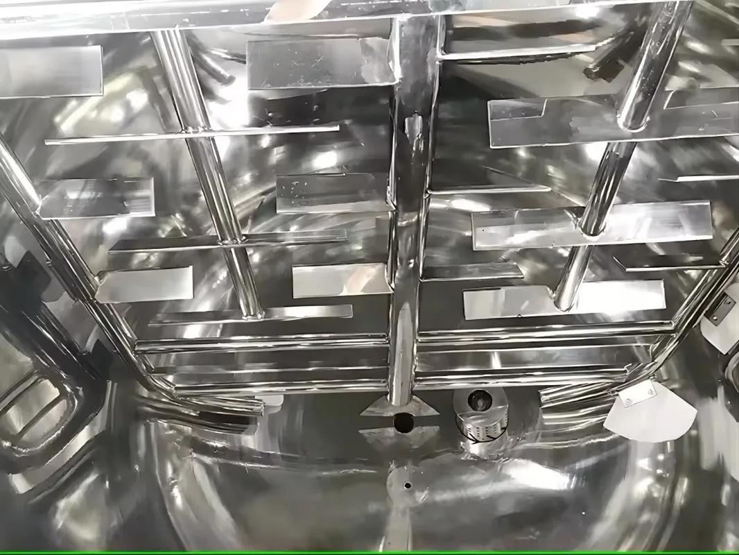 Food Level 6000L Stainless Steel Mixing Tanks Soy Sauce Detergent Coffee Mixing Tank With Homogenizer Agitator Mixer