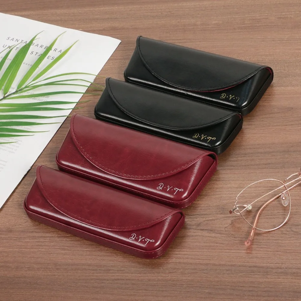 حافظة نظارات جلدية كلاسيكية محمولة مضادة للسقوط وخفيفة الوزن صندوق نظارات مضاد للضغط للجنسين