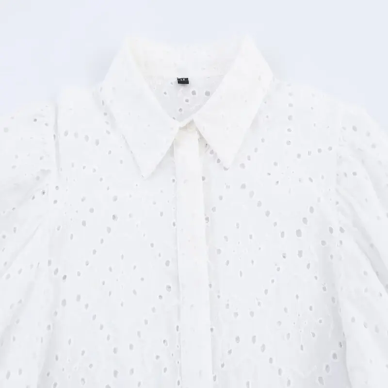 

2025 Summer New Women's Faion Cotton Hollow out Embroidery irt Versatile Loose Fit ort Length Apparel