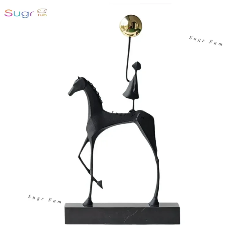 

High-end ornament light luxury high-end sculpture horse porch wine cabinet decoration living room TV cabinet office desktop