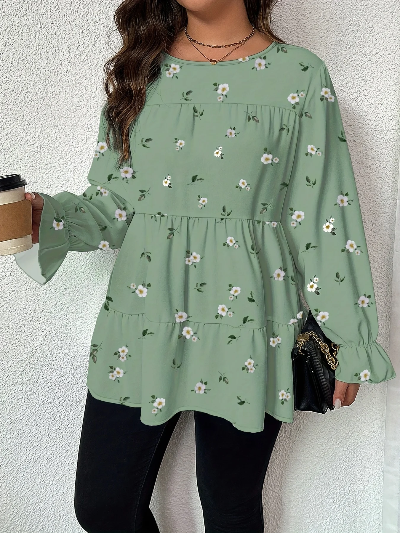 Floral Print Loose Casual Shirt for Women Large Size Round Neck Cake Hem Long Sleeve European And American Style