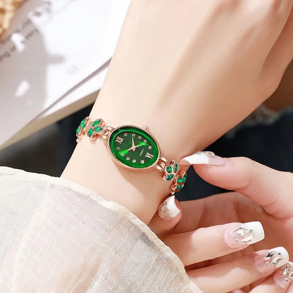 Classic Alloy Women Watches Small Adjustable Luxury Wrist Watches Oval Shape Bracelet Watch Girls
