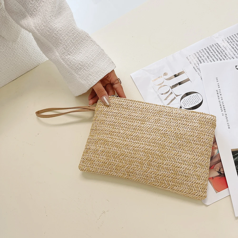 Fashion Women Bohemian Woven Clutch Wristlet Bag Summer Beach Handbags Purse Women Summer Retro Straw Knitted Handbag