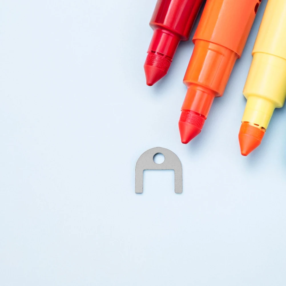 

2Pcs Toilet Paper Dispenser Keys Paper Towel Key Replacement Sturdy Metal Opener for Tissue Box Commercial Restroom Use