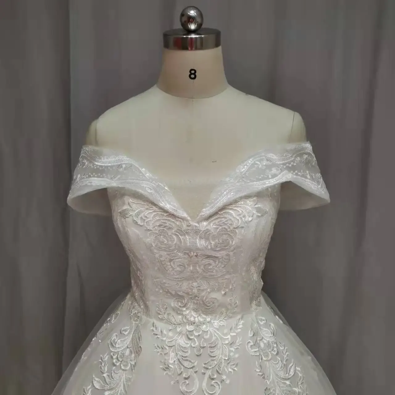 Luxus Perlen Hochzeit Kleid Applikationen Lace Up Prinzessin Ballkleid Braut Angepasst SwanSarah XZ03 Plus Größe Vestido De Noiva