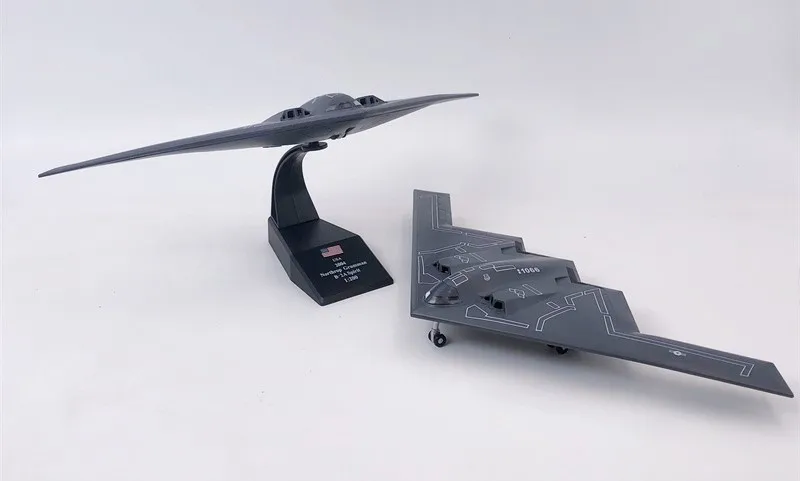 WLTK USAF B-2A America Spirit Stealth Bomber 1/200 Diecast Aircraft Jet Model