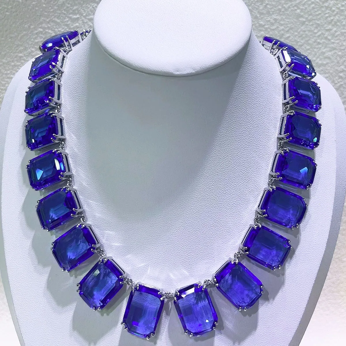 NONE Original 2025, Halskette, edles Schmuckset für Frauen, Wassertropfen, geometrischer Zirkon, Kristall, Halskette, Armband, Ohrringe, Schmuck 3