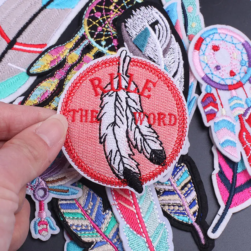 RULE THE WORLD Feather Patches Iron on Dreamcatcher Plumage Embroidered Patches for Clothing Thermoadhesive Stickers on Clothes