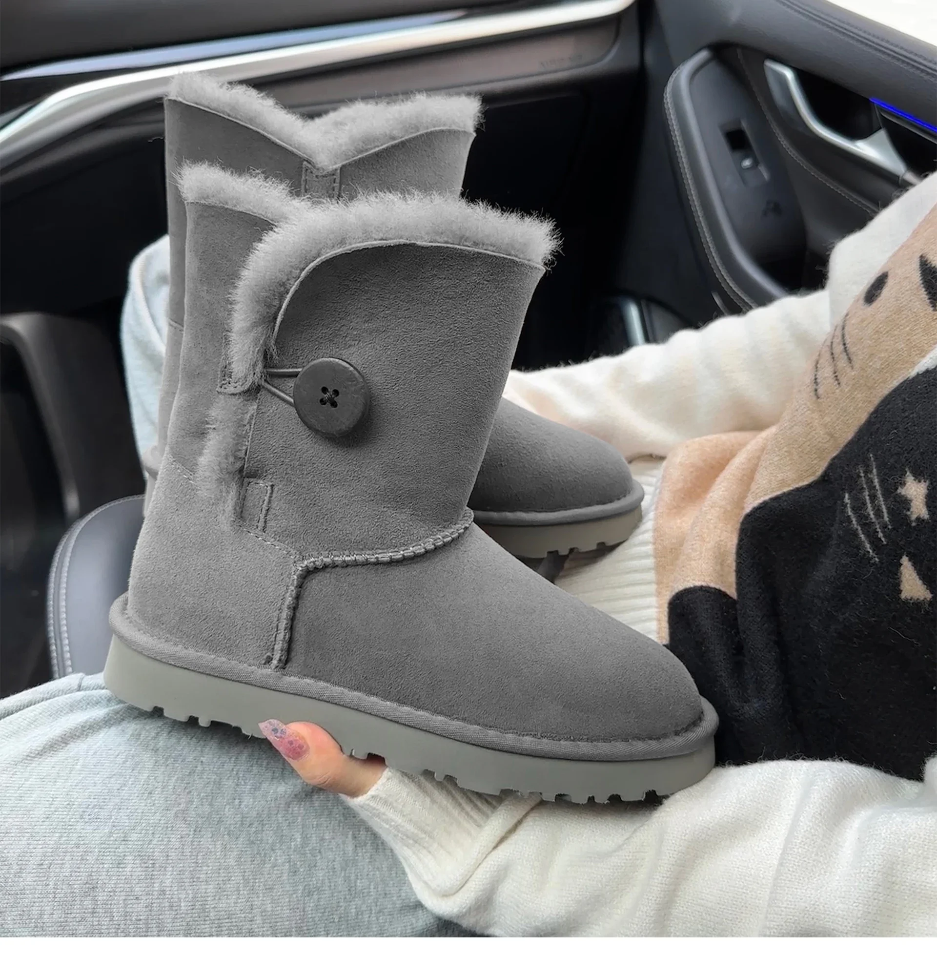 

Sheepskin Fashion Warm Boots High Quality Women's Classic Snow Boots Warm Single Button Simple Fashion Women's Shoes