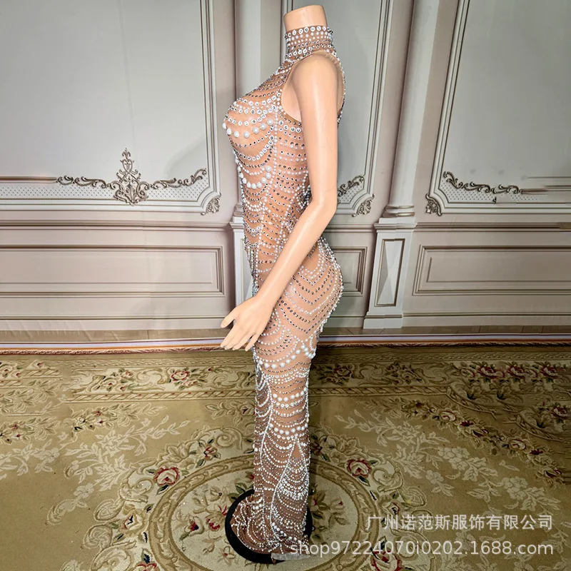 ชุดราตรีหรูหราสไตล์ฝรั่งเศส ปี 2025 คอเสื้อแบบ Temperament ประดับมุกและเพชร ทรงหางปลา ดีไซน์หรูหราสำหรับงานเดินแบบ งานเลี้ยง และงานกลางคืน ให้ความรู้สึกสง่างาม