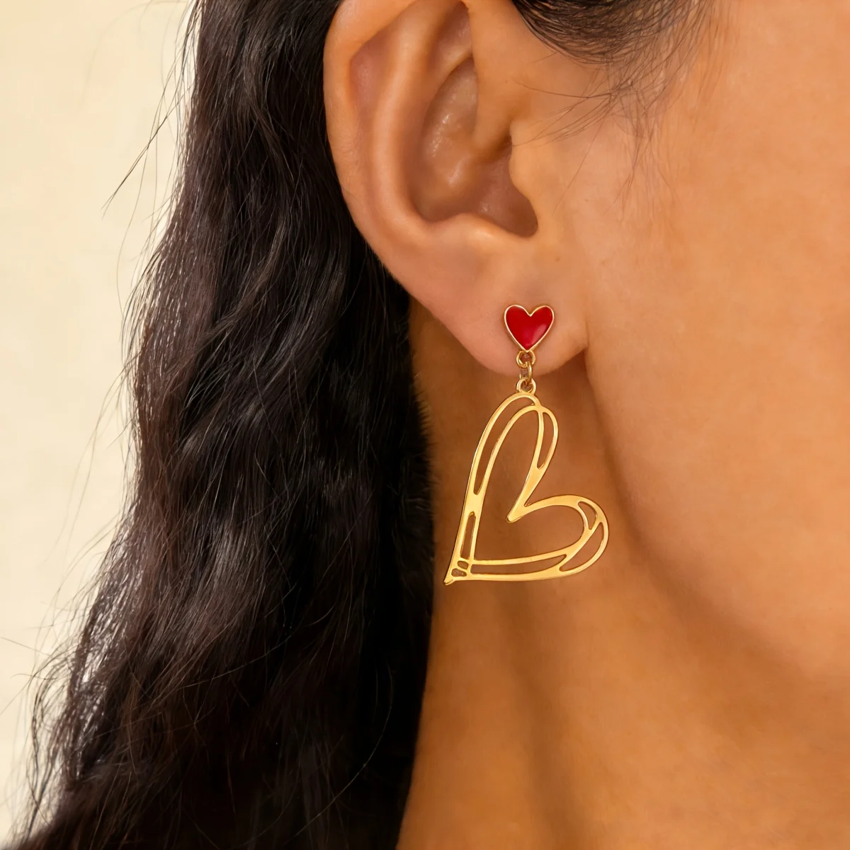 

A Pair of Oil-Drop Heart Dangle Earrings, Simple Long Style Earrings for Women, Suitable for Daily Wear