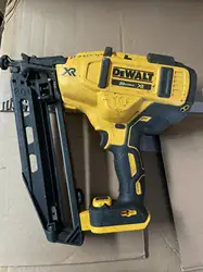 DeWalt DCN660N-XJ 18V XR BL 16GA Second Fix Angled Nailer,ONLY TOOL,SECOND HAND