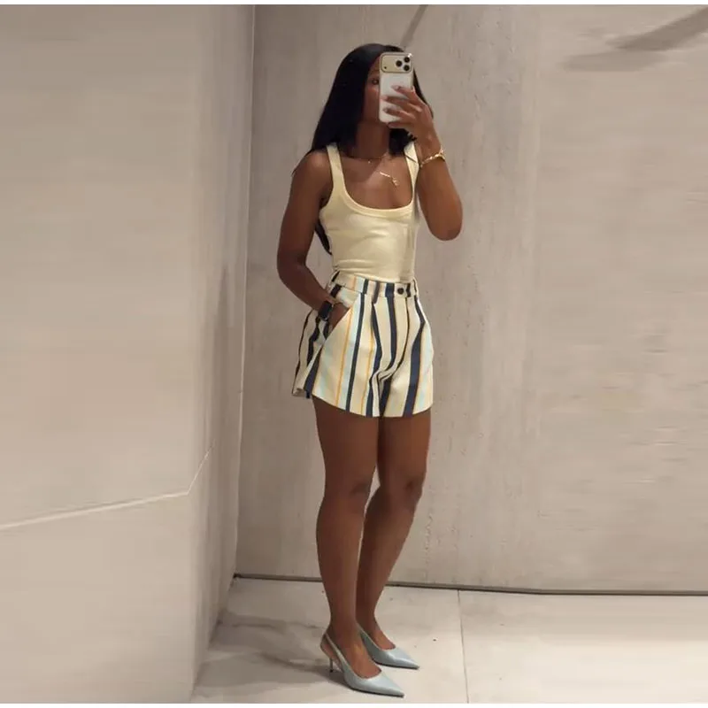 Striped High-Waisted Pocket Shorts — product information 4