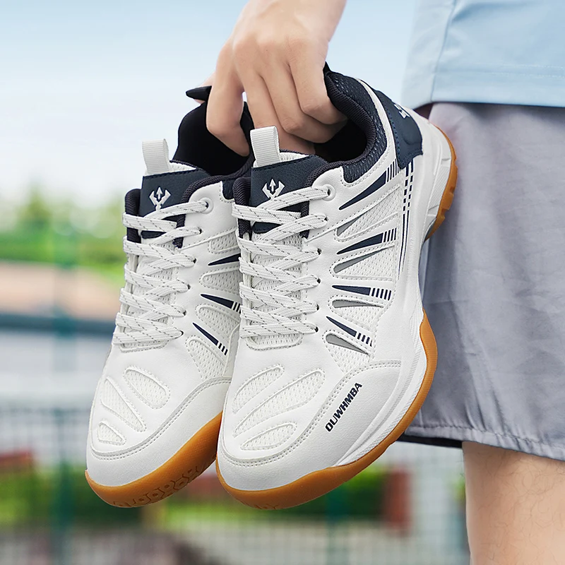 

Men's and Women's Badminton Shoes Shock-absorbing, durable, comfortable, versatile, stylish and hard-wearing badminton shoes