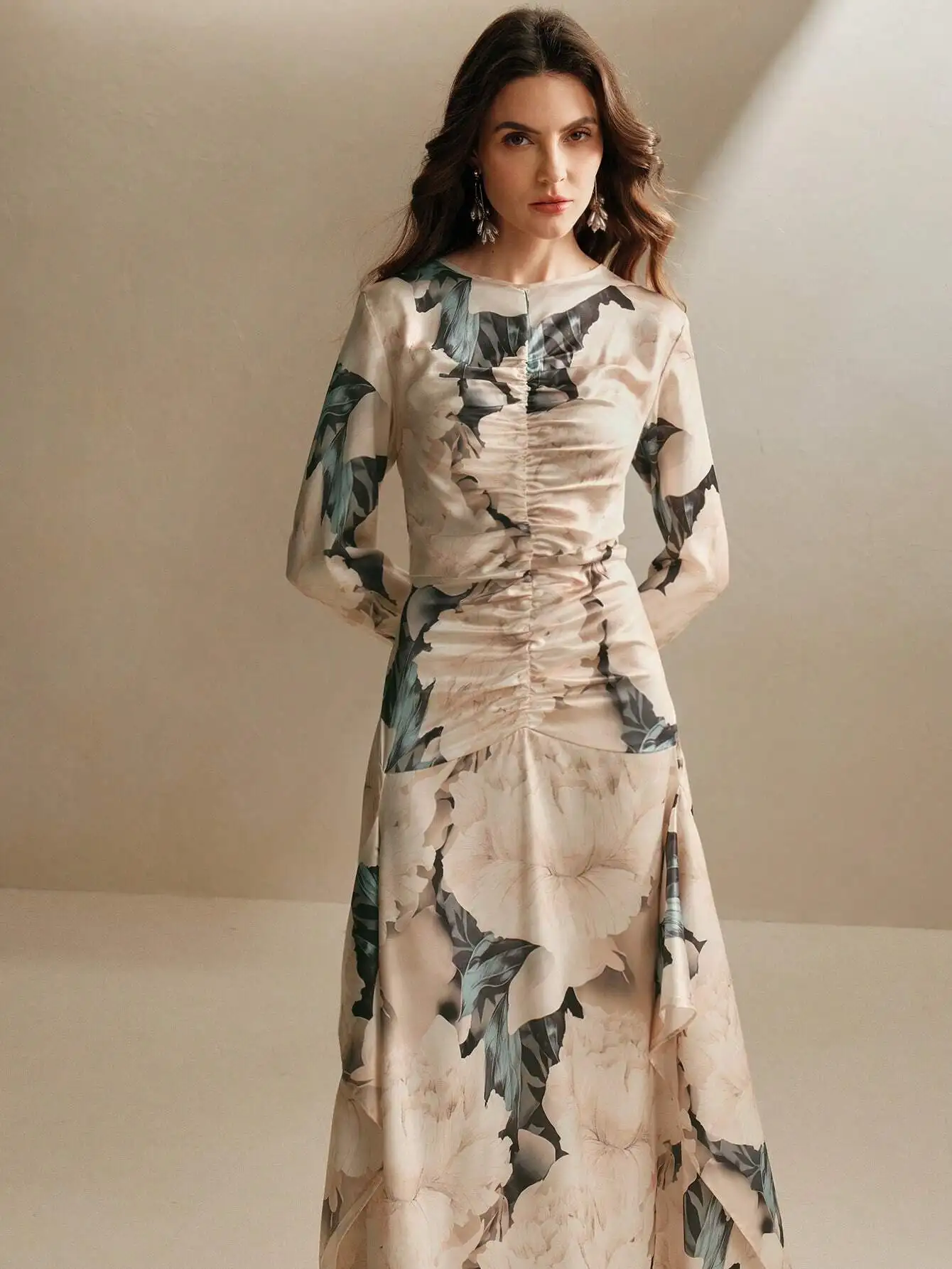 

Women's Korean Style Asymmetrical Floral Print Fitted Dress Slimming Design