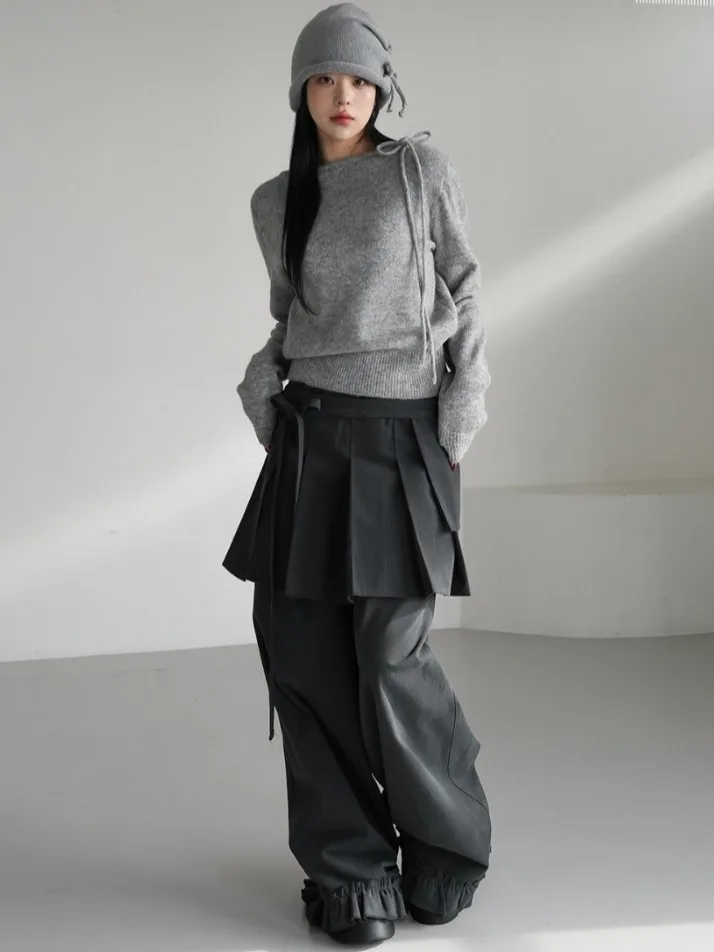 طقم تنورة قصيرة نسائية بتصميم كوري عصري مع حزام وجيوب وطيات وحواف بنمط خشبي لفصل الربيع #2