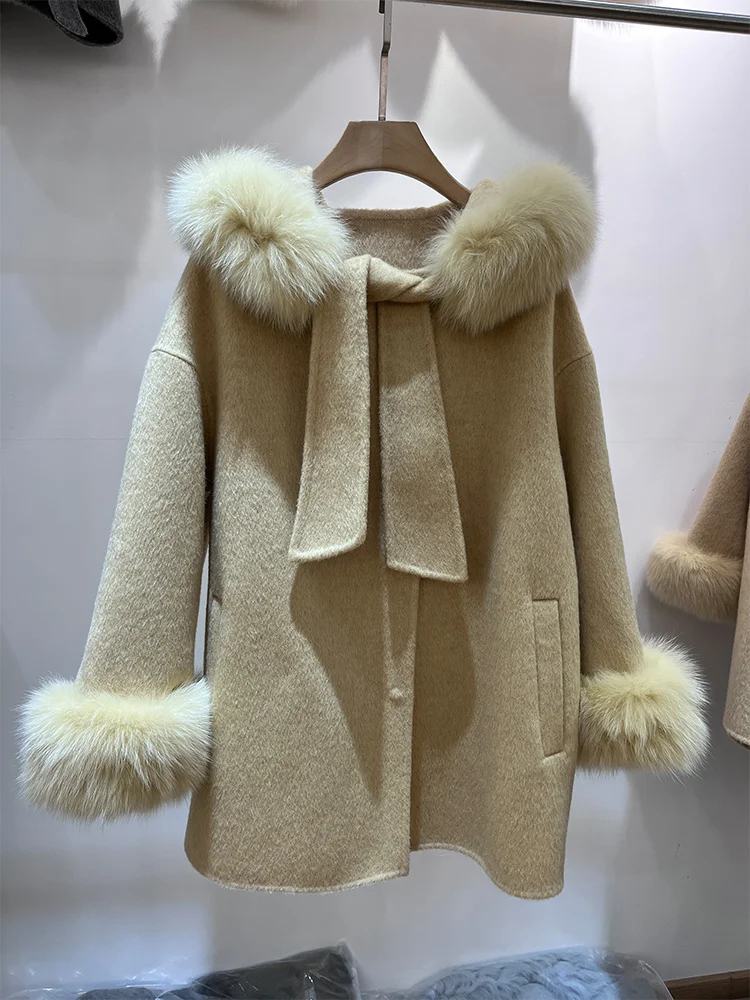2025 Cappotto con cappuccio in vera pelliccia di volpe naturale da donna invernale Giacca in lana e cashmere Cappotto femminile spesso di lusso Capispalla caldo da donna in lana
