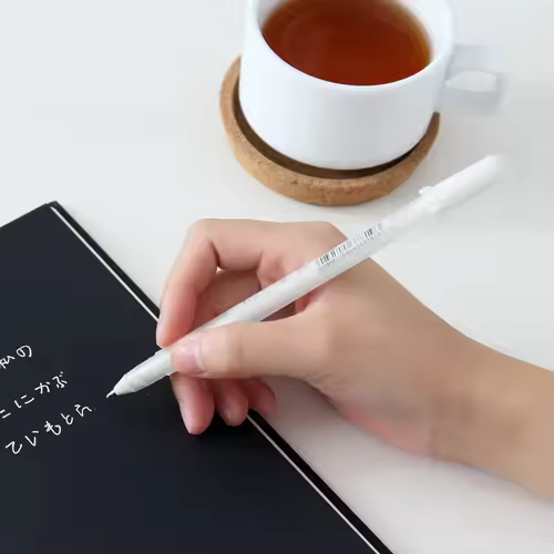 Sakura Gelly Roll Gel Pen White Color 0.5mm 0.8mm 1.0mm High Light Marke Pen Black Cardboard Art Painting Pen White Line Pens - Image 3
