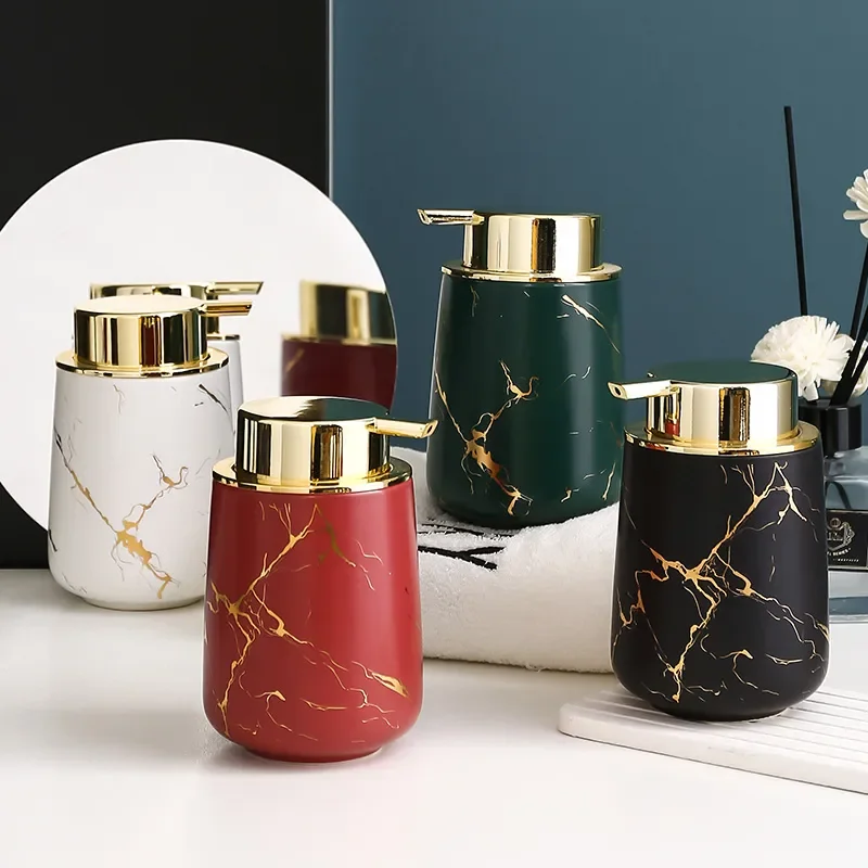 Matte Gold Cerâmica Banheiro Set Decor Soap Dispenser Toothbrush Holder copo Soap Dish bandeja Mouthwash Cup banheiro Lavagem Set