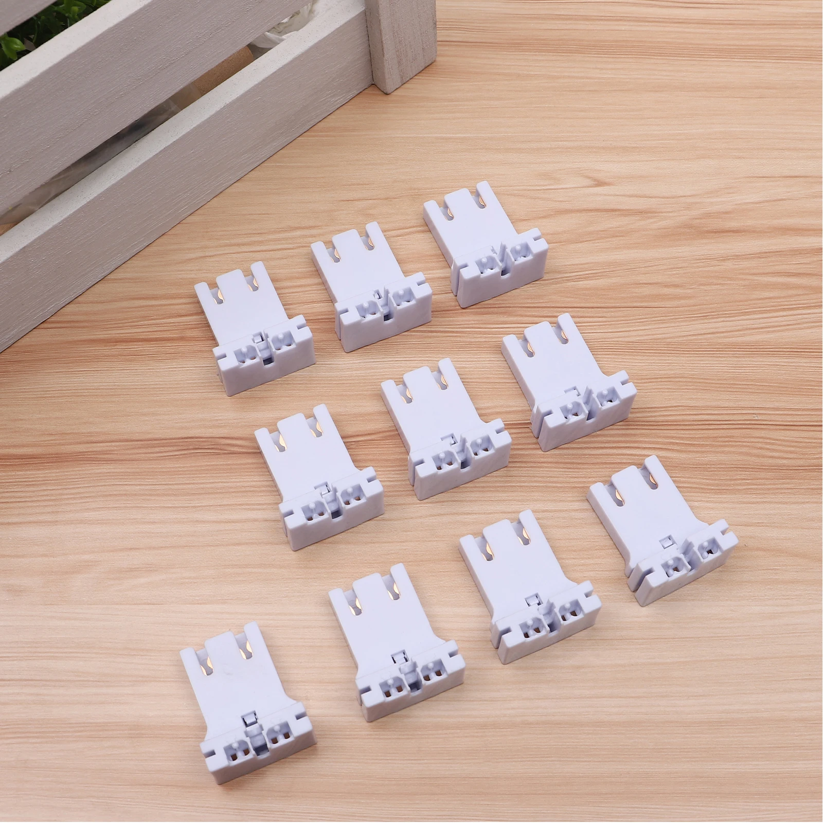 

10pcs Fluorescent Lamp Holder Universal T12 White Tube Shaped Sockets Easy Install Home Office Lighting Tools Parts