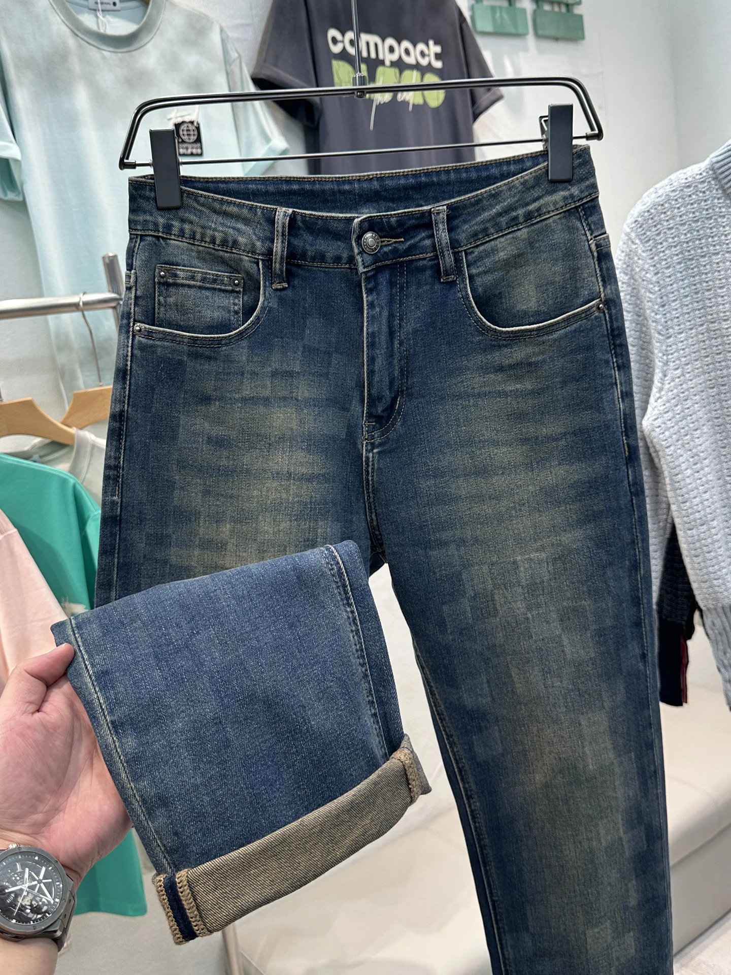 

Men's Casual Loose Fit American Style Denim Jeans High Waist Straight Leg Pants Fashionable Versatile Lightweight Luxury