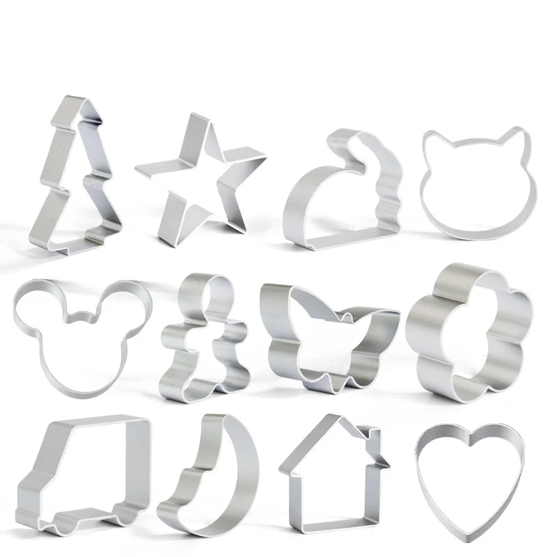 10pcs Cookie Mold Cookie Cutter moulds  Aluminum Three-dimensional 27 Shape  Mouse Gingerbread Man  cake decorating tools