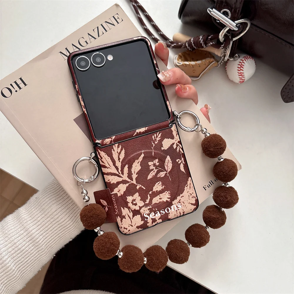Retro Brown Leaf Floral Magnetic Phone Case With Holder Chain For Samsung Galaxy Z Flip8 7 6 5 4 Flip3 for Magsafe Cover