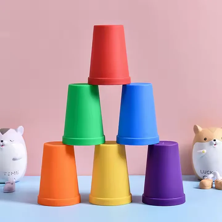 ของเล่นฝึกความเร็วสำหรับเด็ก เกมต่อถ้วยบนโต๊ะ เกมปาร์ตี้ในบ้านสำหรับครอบครัว ฝึกการรับรู้สีและตรรกะ เกมคลาสสิก