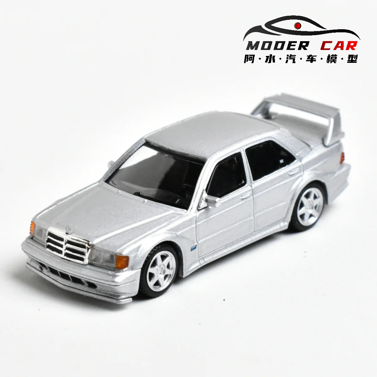 

Литая под давлением модель автомобиля MINIGT TSM 852 1:64 190E