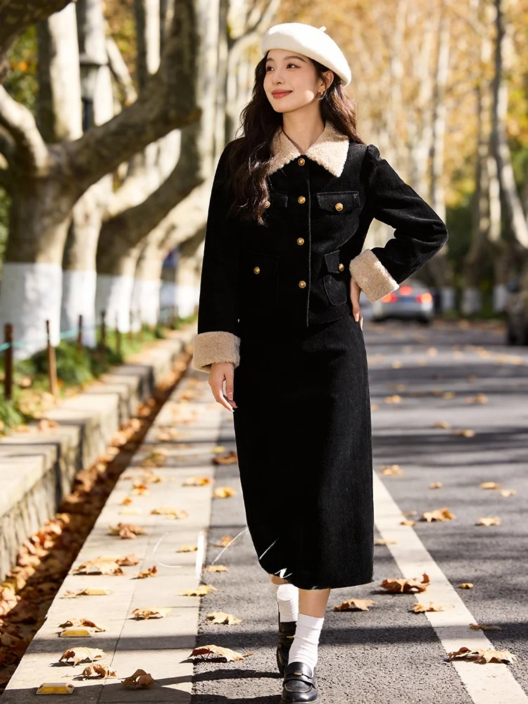 

Весенний комплект для женщин больших размеров: ретро-куртка с меховым воротником и юбка, стройнящий силуэт, скрывающий недостатки фигуры, для повседневной носки и офиса.