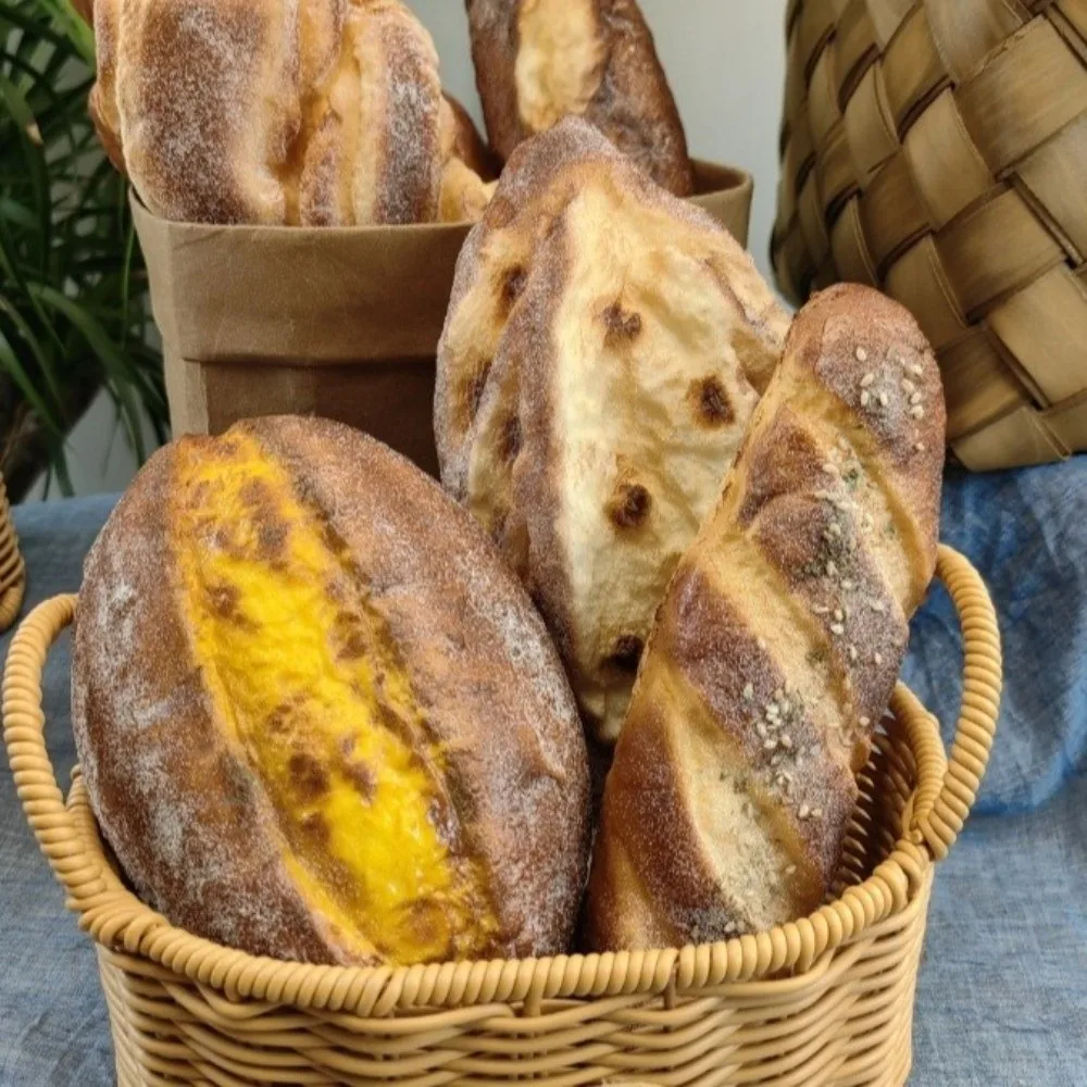 

Durable Soft PU Faux Bread Realistic Non-Toxic Artificial Lye Bread Decorative Interesting Photography Props Home Decoration