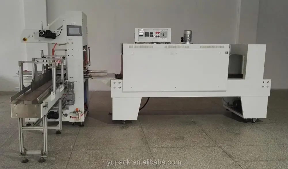 Automatic socket machine, efficient labeling. High-speed sleeve applicator for various containers.