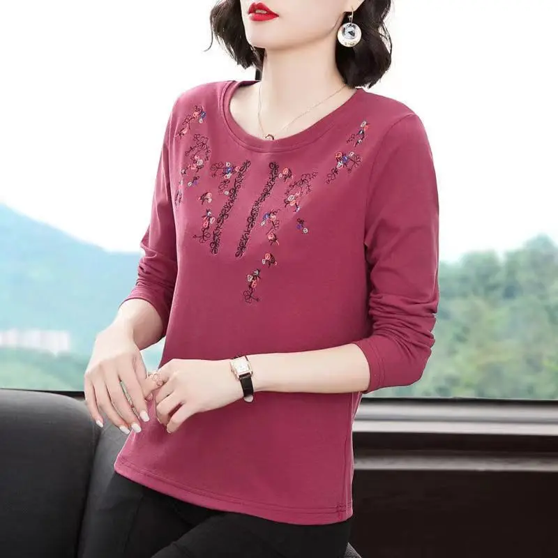 Pure Cotton Exquisite Embroidery Plus Size Comfortable Spring Summer Round Neck Long Sleeve Women\'s Clothing Floral T-Shirts