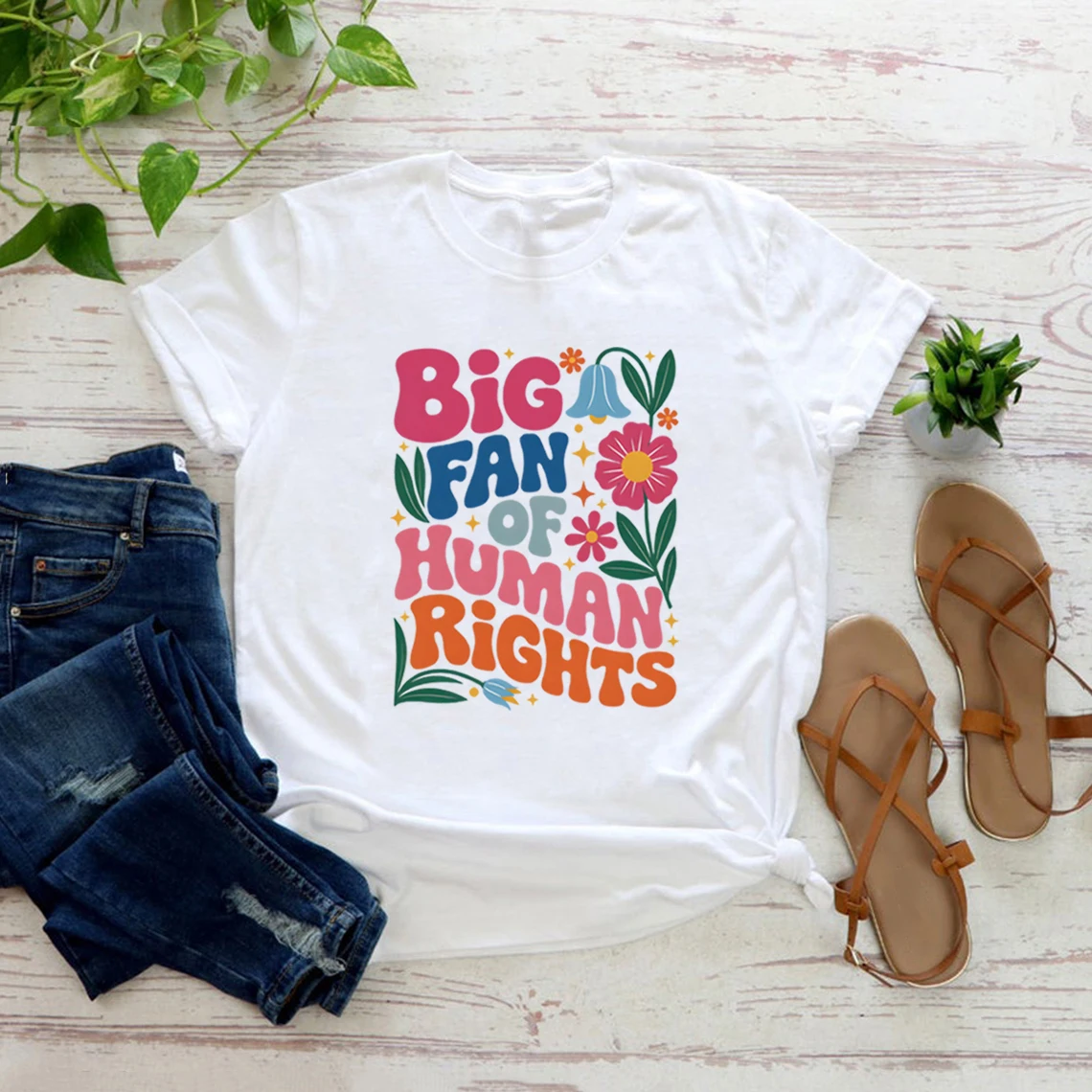 Big Fan of Human Rights Floral T-Shirt Social Justice Tshirt Support Immigrant Tee Women Short Sleeve T-shirt Streetwear Tops