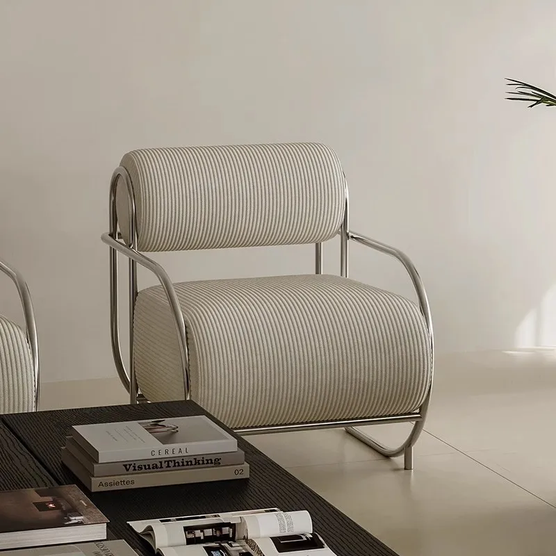 Relaxing Modern Liv…