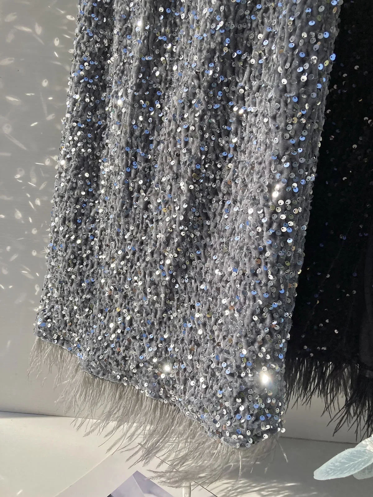 Female Sequined Mid-Length Hip Skirt Women\'s Spring Summer High Waist Slim Fit Tassel Feather Stitching Chic Shining Disco Skirt