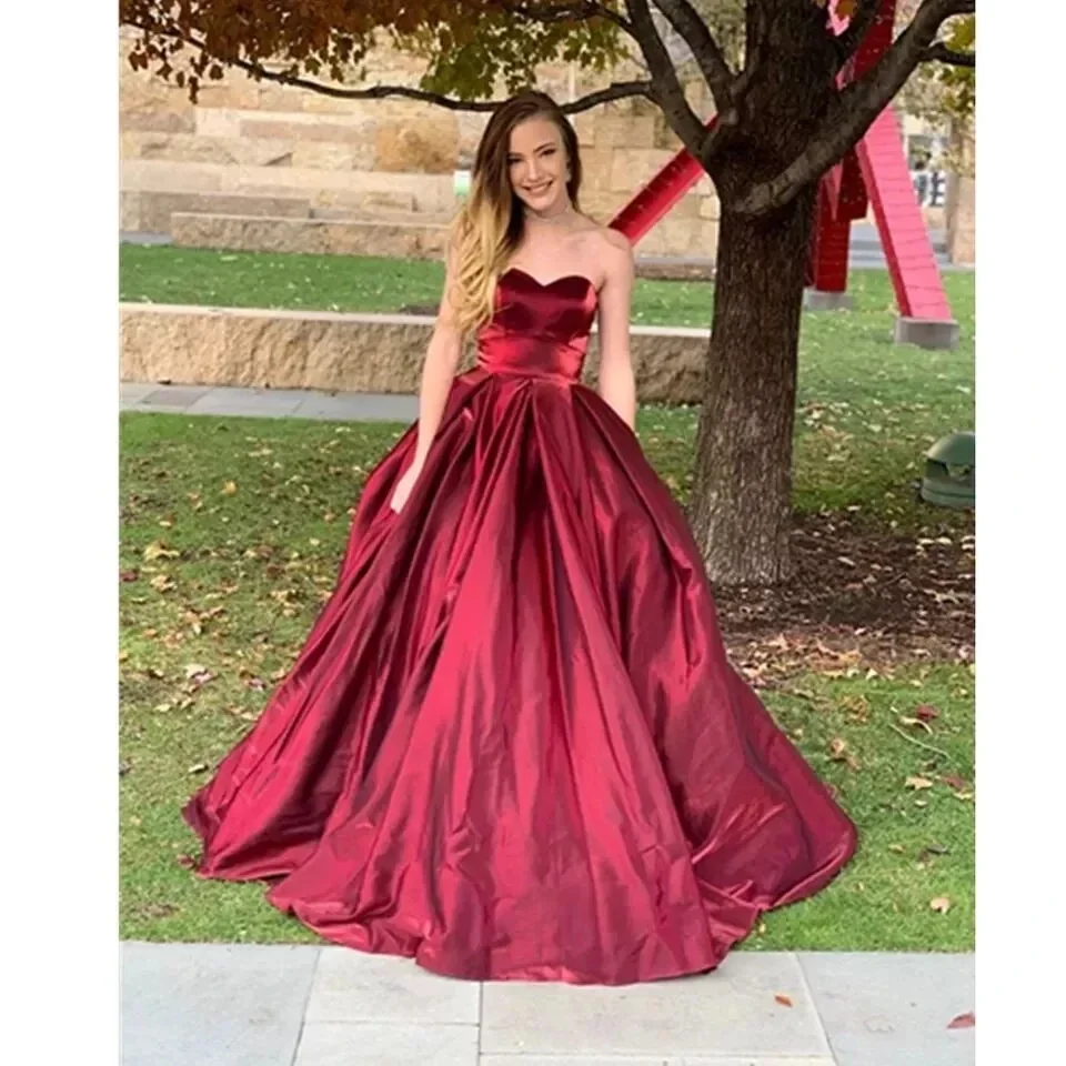 Sweetheart Ball Gown Quinceanera Dresses 15 Party Formal Satin Floor-Length Masquerade Birthday Gowns Plus Size