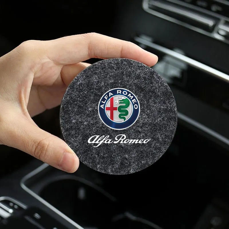 سيارة كوستر كوب ماء زجاجة حامل المضادة للانزلاق وسادة حصيرة الديكور ل ألفا روميو جيوليتا 159 ميتو جوليا ستيلفيو 147 اكسسوارات