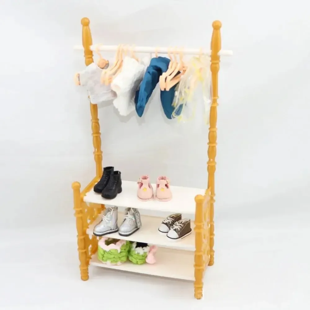 Wielokolorowy Stojak na Ubranka dla Lalek Plastikowe Akcesoria dla Lalek Mini Organizer na Ubranka Rekwizyty do Zdjęć Domku dla Lalek Meble do Domku dla Lalek