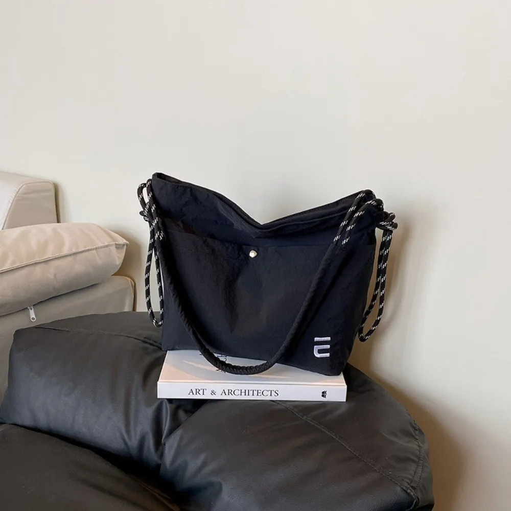 

Стильная легкая сумка через плечо, большая вместительная нейлоновая сумка-мессенджер для отдыха, повседневные водонепроницаемые женские сумки для поездок на работу