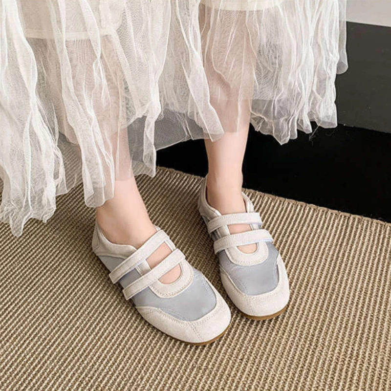 Damen-Mary-Jane-Flats mit doppeltem Riemen, Retro-Sneakers aus Satin mit Patchwork und runder Zehenpartie, weiche, süße, lässige Alltags-Flats für Frühling und Herbst – Detail 8