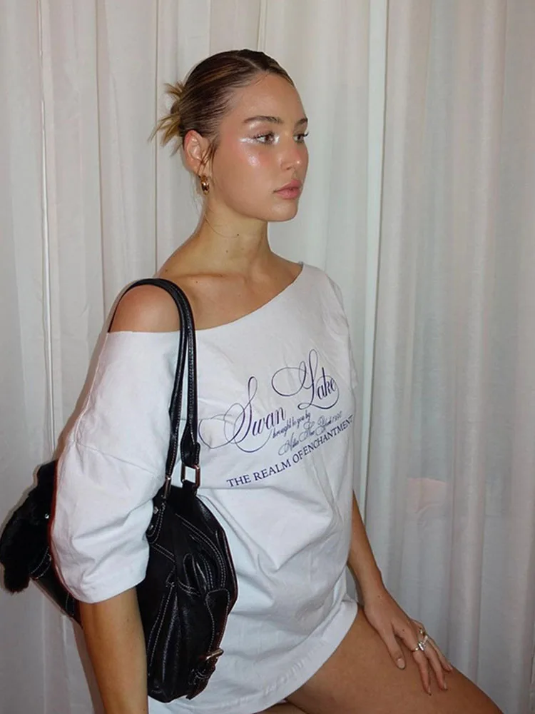 تي شيرت نسائي غير رسمي للاسترخاء حرف 2025 للسيدات ساخن جديد متعدد الاستخدامات نمط جو الشارع قطع علوية عصرية للصيف على شكل فرخ #2