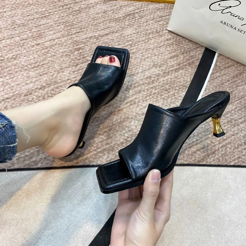 

2026 Summer New Women's Slimming High Heels Fashion Cool Slippers Fashion Square Head Party Wedding 40 Women's Large Sandals