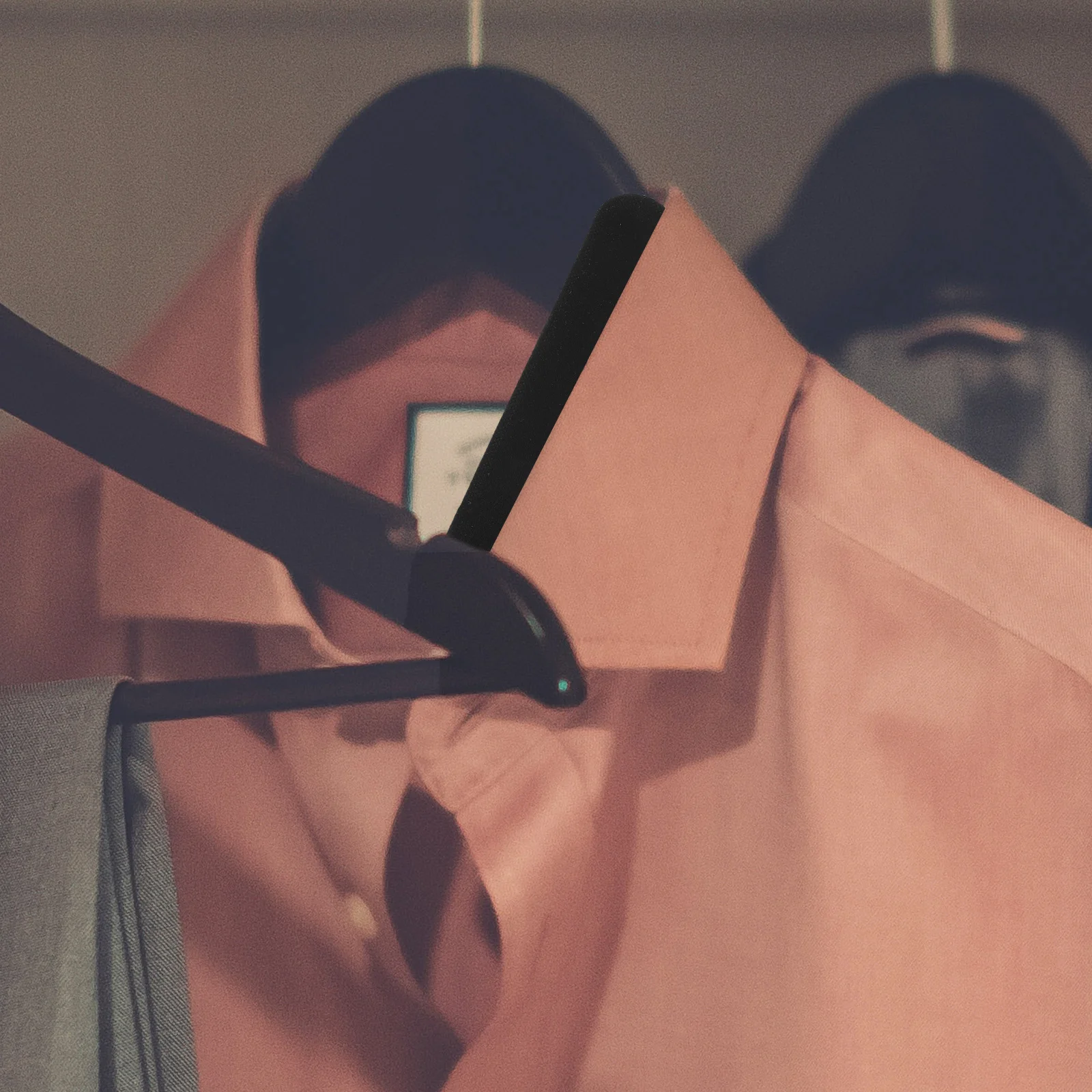 

50Pcs Breathable Sweat Absorption Pads Hat Sweat Liners Absorbent Collar Strips for Caps Clothing Hat Tape Size Reducer