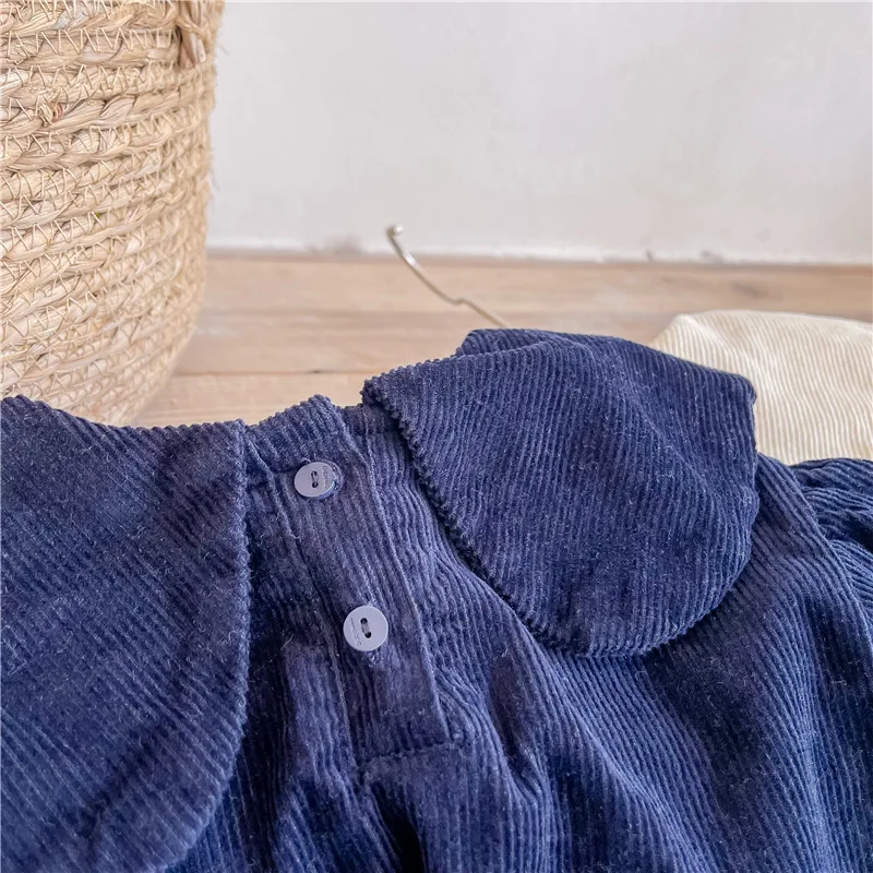 Meninas camisa 2025 outono novas roupas infantis estilo coreano meninas bebê bordado manga bolha camisa de veludo casual simples