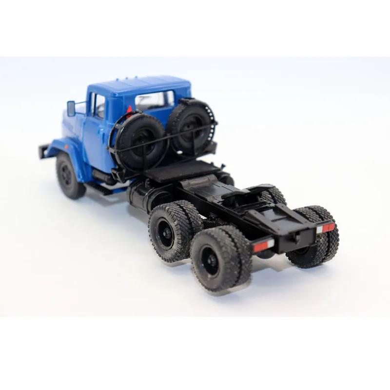 NEW 1:43 Scale Model KrAZ 6510 Tractor USSR Truck Diecast Toys For Collection Gift