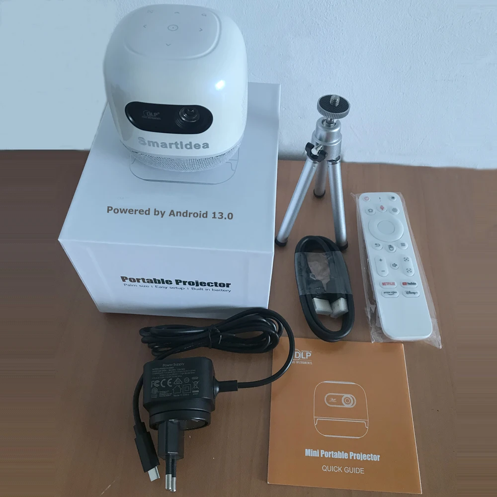 Smartldea Android13.0 HD Mini Projetor DLP Inteligente 5G Wifi Bluetooth5.3 construído em bateria de 8400mAh para projetores de acampamento ao ar livre