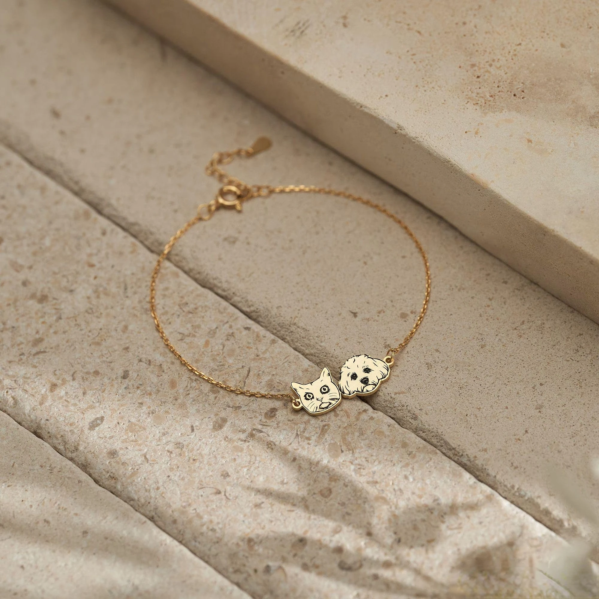 Personalized Frosted Pendant Laser Engraving Custom Pet Portrait Bracelet Pet Picture Memorial Pet Lost Jewelry Gift for Women