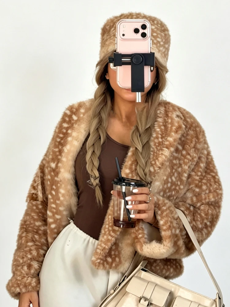 Women Deer Print Faux Fur Jacket Lapel Oversized Loose Fit Winter Warm Short Coat Vintage Chic Casual Street Ladies Outerwear